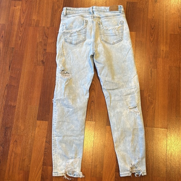 American Eagle ripped jeans size 2 - Picture 4 of 7